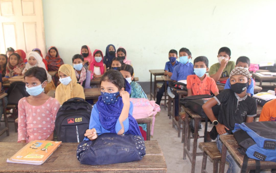 শিক্ষার্থীদের নিয়ে অনুষ্ঠান ‘পাঠশালা’