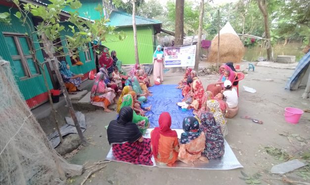 কোভিড-১৯ টিকার গ্রহণে আগ্রহ বাড়াতে উঠান বৈঠক