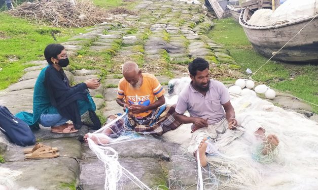 ৬৫ দিনের নিষেধাজ্ঞা শেষে মধ্যরাতে সাগরে নামছেন চরফ্যাসনের মৎস্যজীবীরা