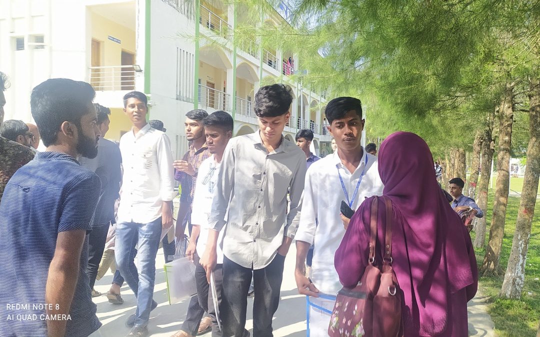 এইচএসসি ও সমমানের পরীক্ষা শুরু, সুষ্ঠভাবে সম্পন্ন হলো বাংলা প্রথম পত্র