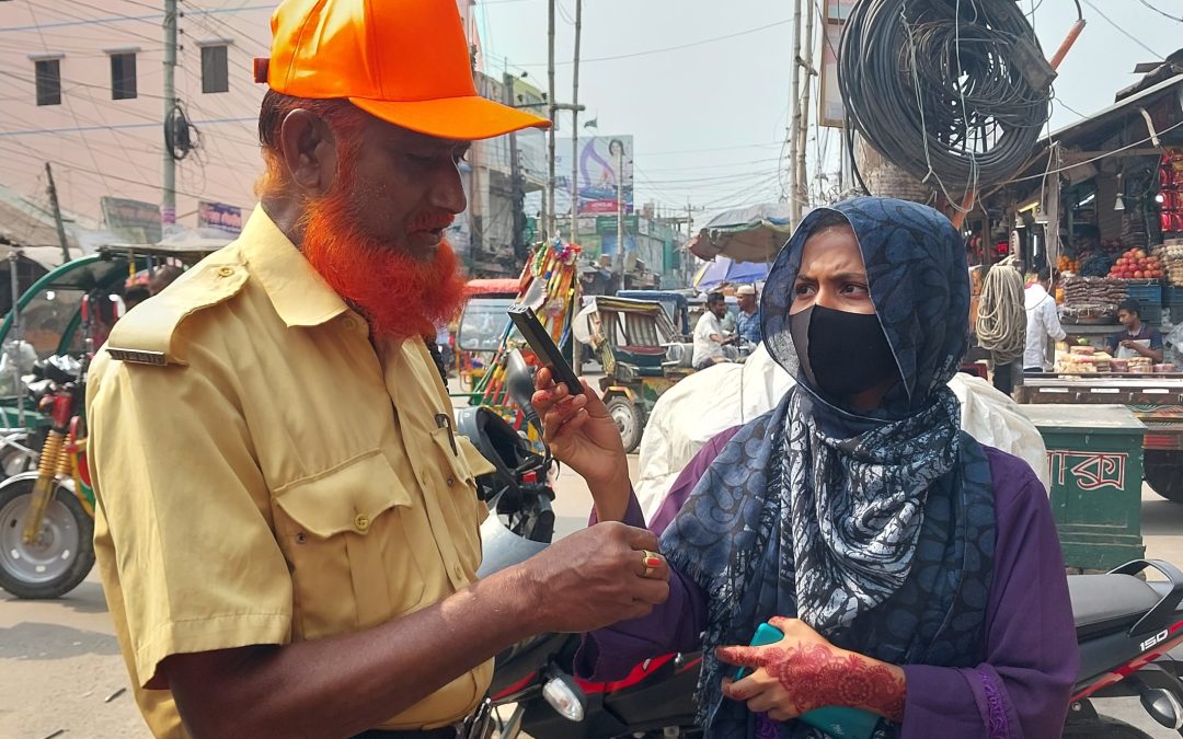 ঈদকে কেন্দ্র করে চরফ্যাশনে নানা মুখী মানুষের উপচে পরা ভিড়