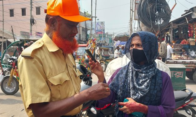 ঈদকে কেন্দ্র করে চরফ্যাশনে নানা মুখী মানুষের উপচে পরা ভিড়
