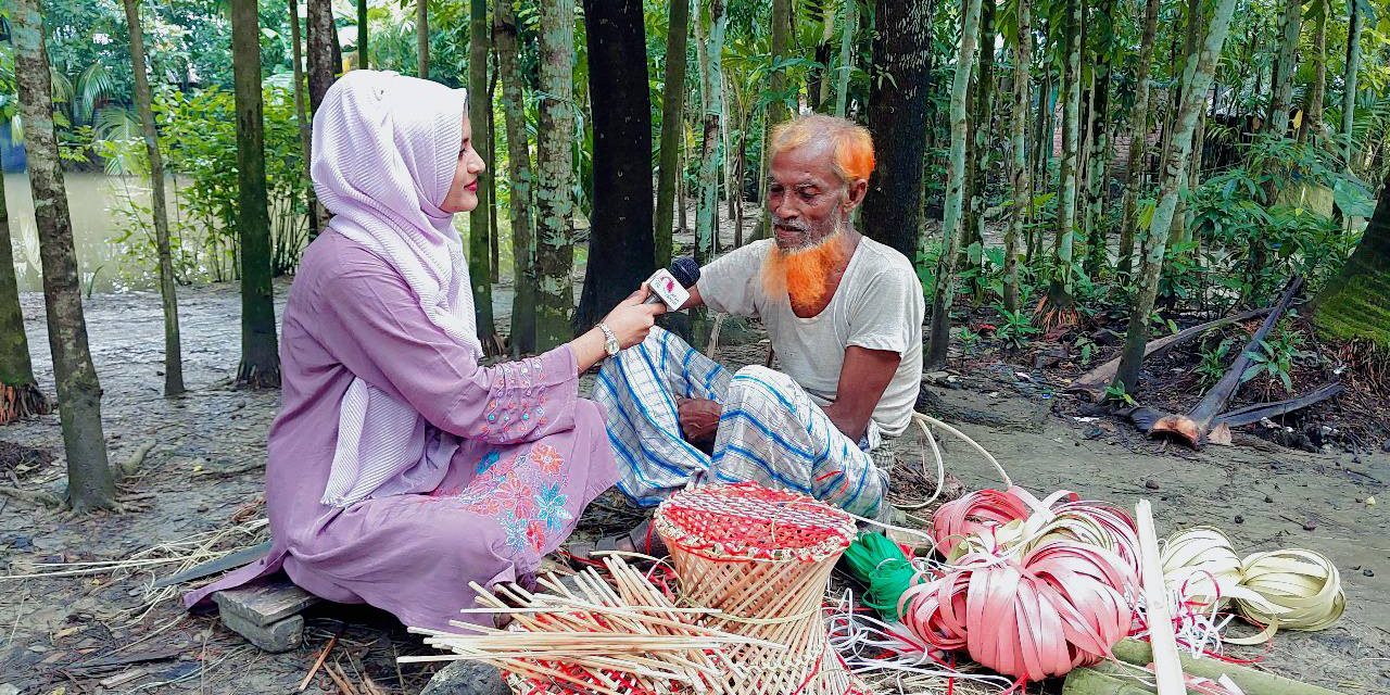 বাঁশের মোড়ায় গড়া এক জীবনের গল্প আনিসুল হক মিয়ার