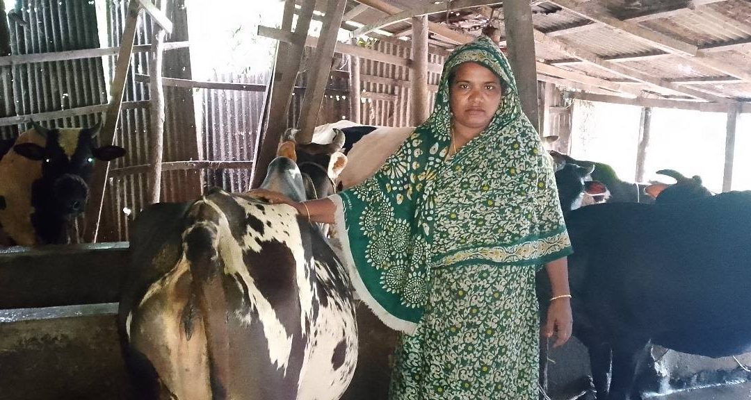 স্বাবলম্বী কাজল রেখা হয়ে উঠছেন অন্যদের অনুপ্রেরণা