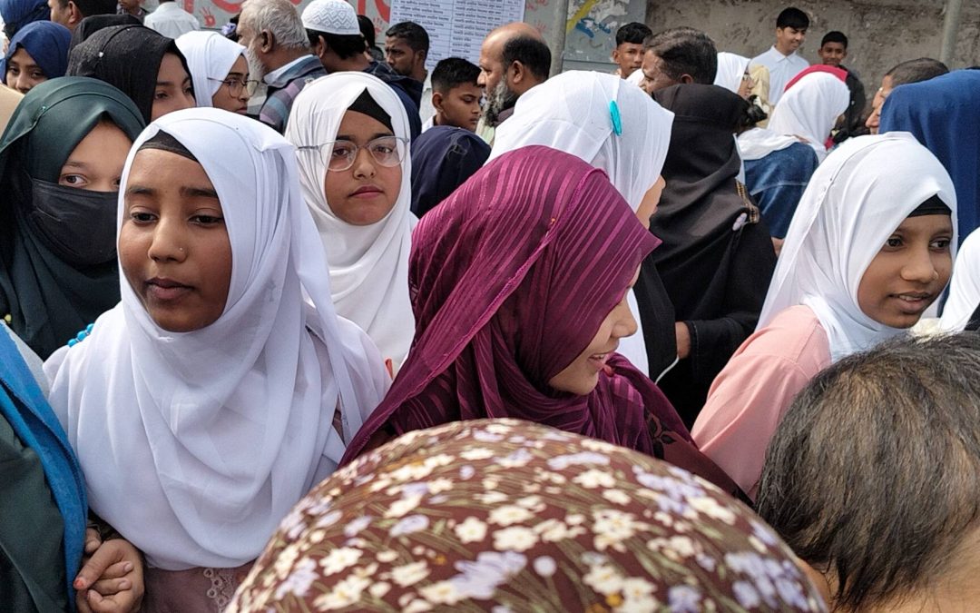 চরফ্যাশনে সুষ্ঠুভাবে অনুষ্ঠিত হয়েছে অষ্টম শ্রেণির জুনিয়র বৃত্তির বাংলা পরীক্ষা