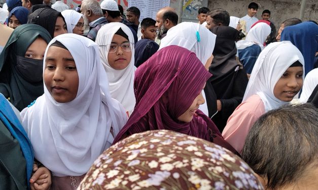 চরফ্যাশনে সুষ্ঠুভাবে অনুষ্ঠিত হয়েছে অষ্টম শ্রেণির জুনিয়র বৃত্তির বাংলা পরীক্ষা