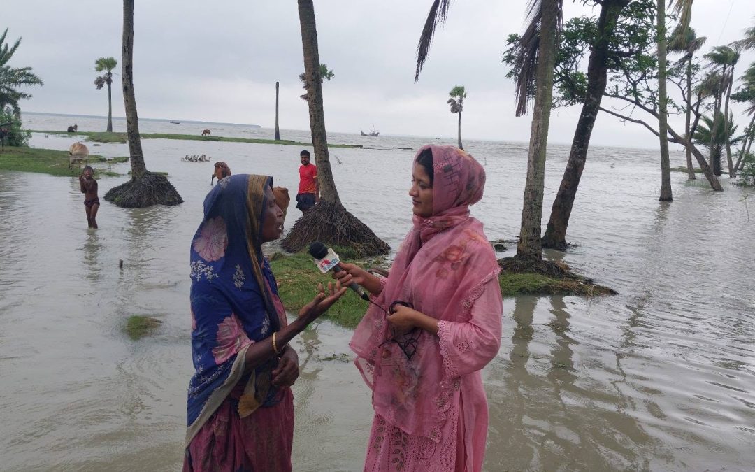 বৈরী আবহাওয়া ও সতর্ক সংকেতের কারণে সমুদ্রে যাচ্ছেন না চরফ্যাশনের জেলেরা
