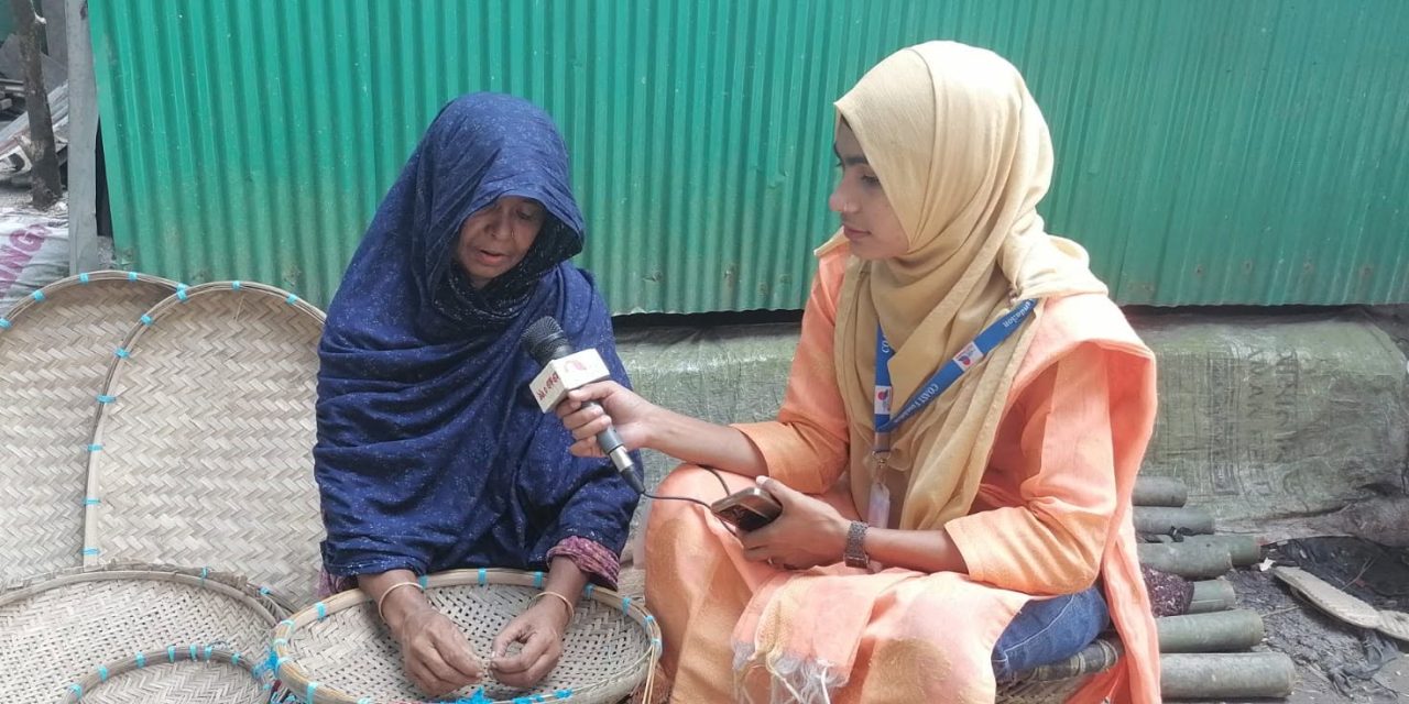 পারুল বেগমের ১০ বছর ধরে বাঁশের তৈরি আসবাপত্র হয়ে উঠেছে সংসার চালানোর একমাত্র মাধ্যম
